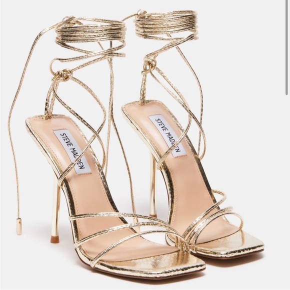 Steve Madden Shoes - ✨ Steve Madden Evita Heels in Gold ✨
